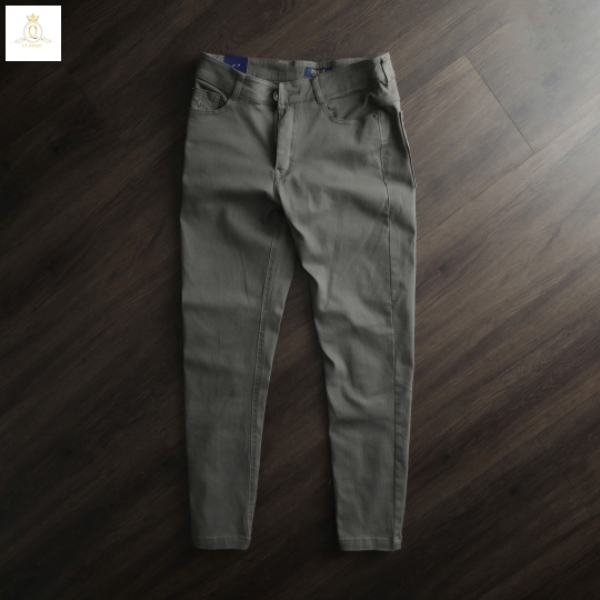Kaki giả jean