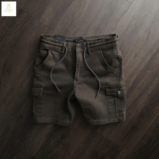 Quần short túi hộp